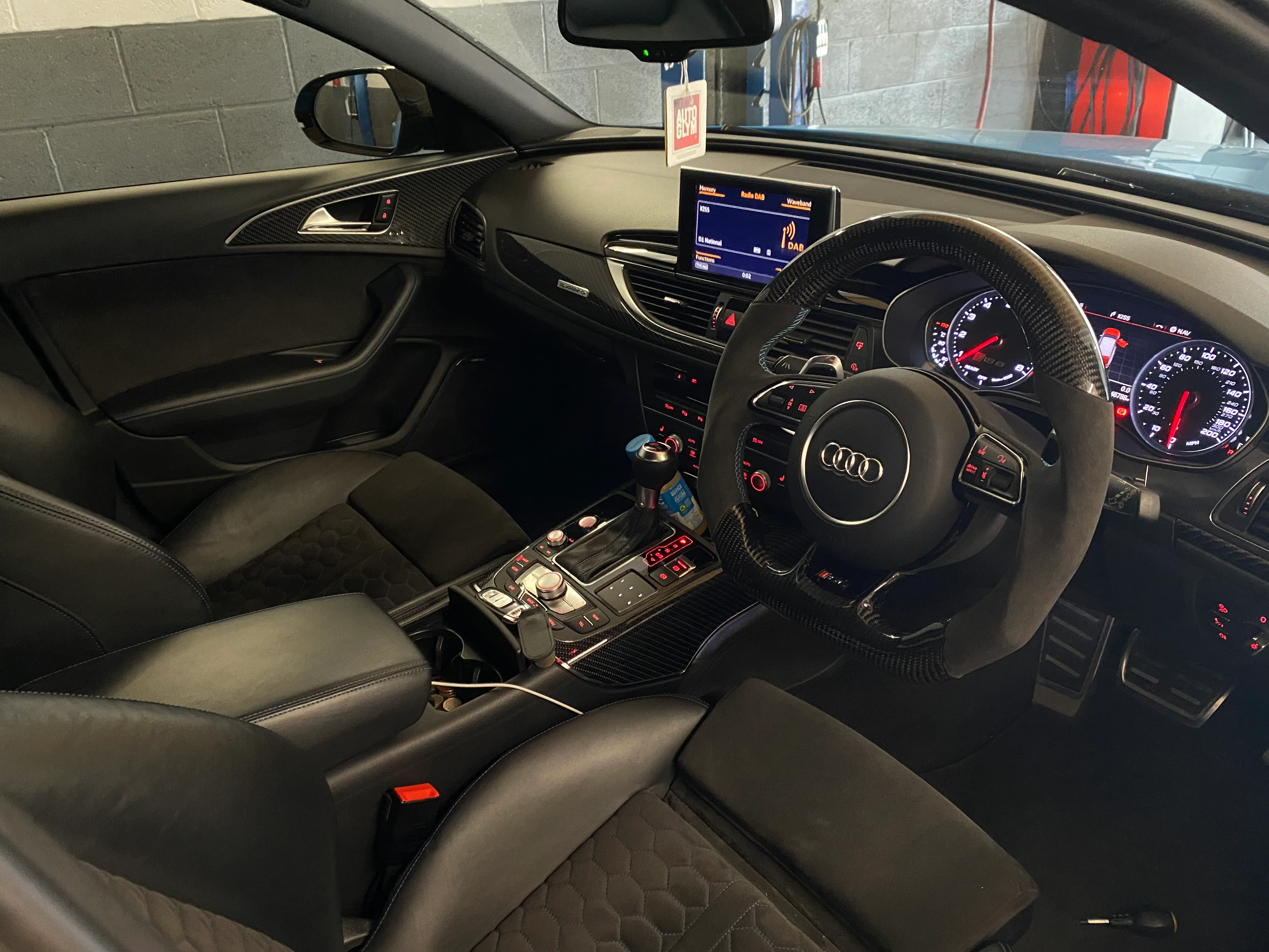 Audi A6 / S6 / RS6 C7 Carbon Fibre Custom Steering Wheel (2013 - 2018 Models) - Image 4