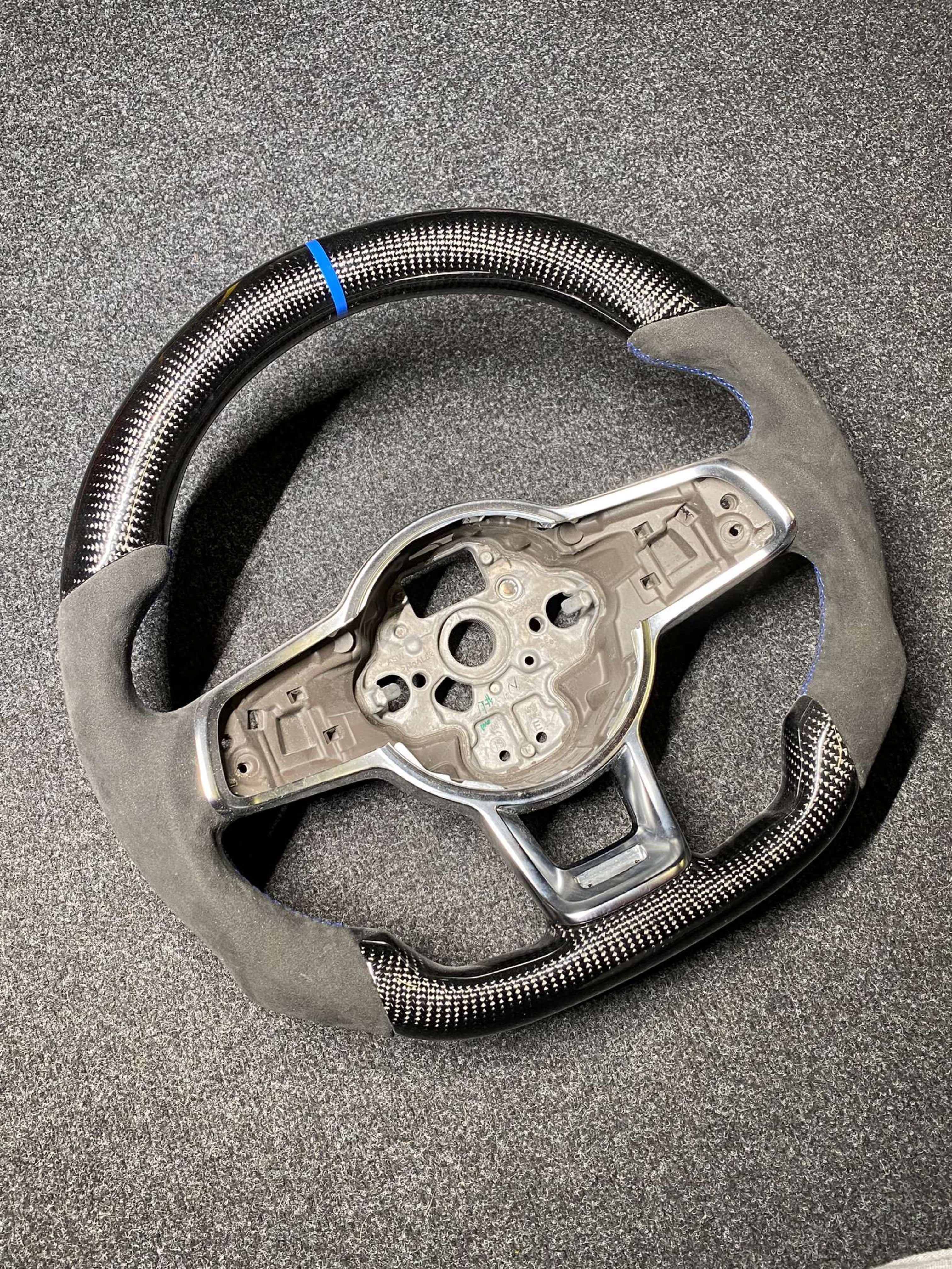 SEND IN YOUR OWN - Custom Carbon Fibre Steering Wheel Service (ANY MAKE / MODEL) - Image 10