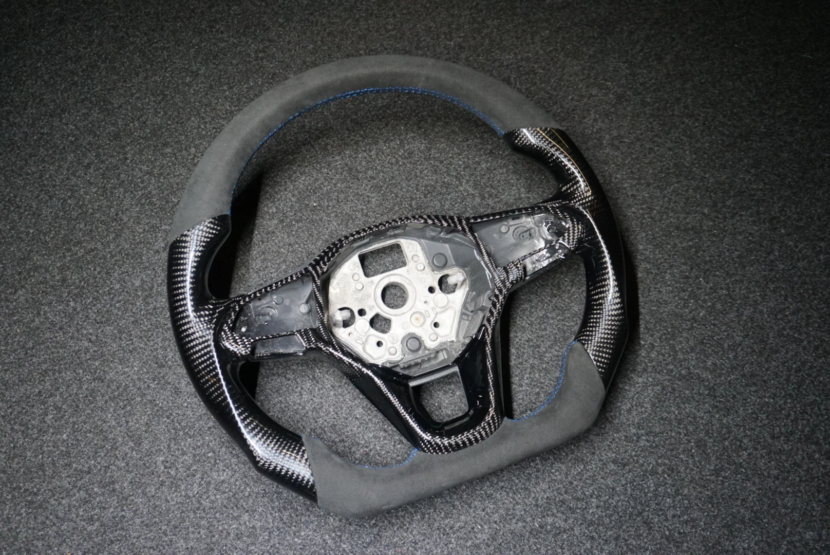 SEND IN YOUR OWN - Custom Carbon Fibre Steering Wheel Service (ANY MAKE / MODEL) - Image 7