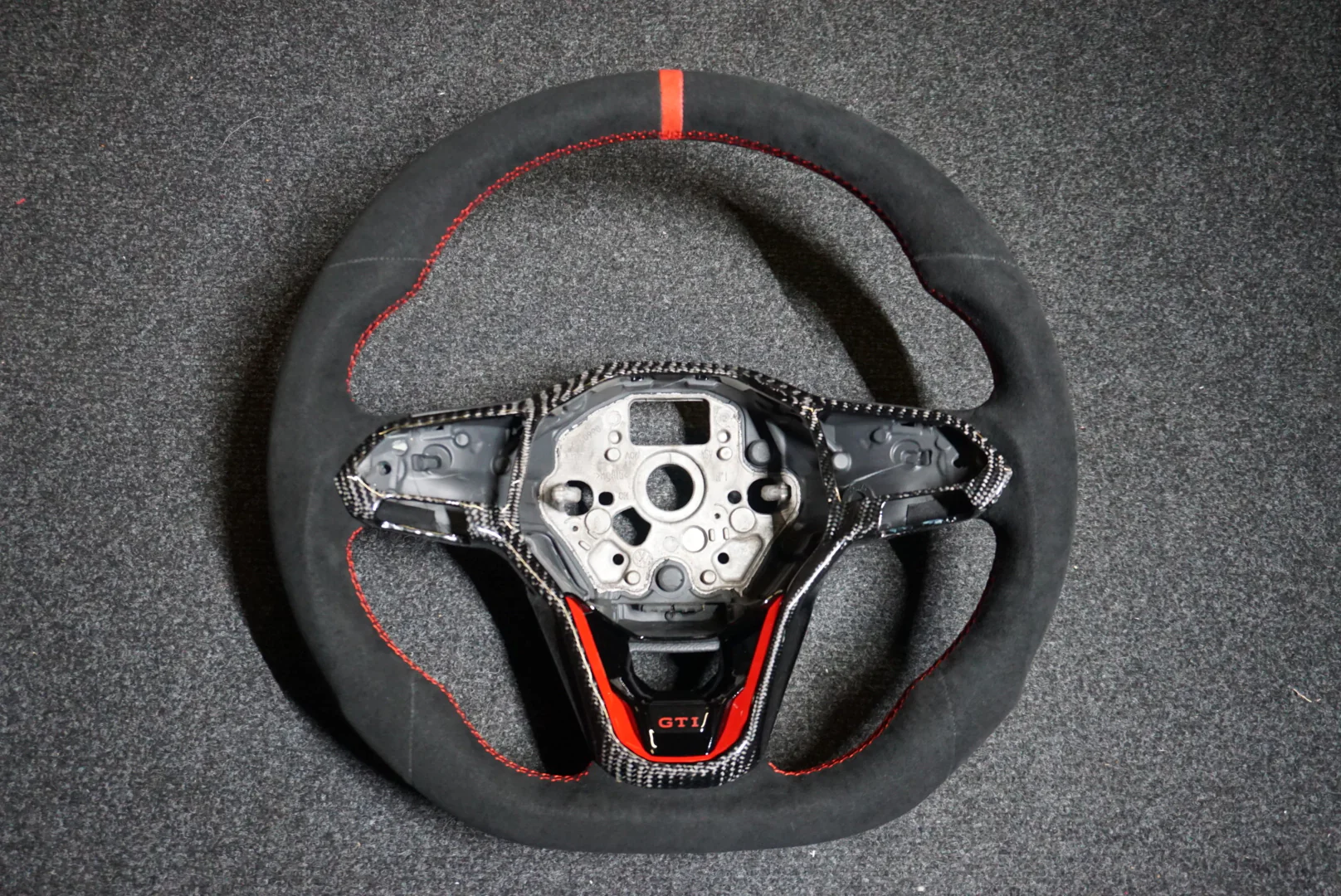 SEND IN YOUR OWN - Custom Carbon Fibre Steering Wheel Service (ANY MAKE / MODEL) - Image 9
